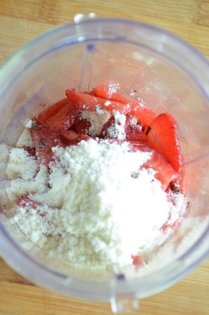Strawberries and protein in blender