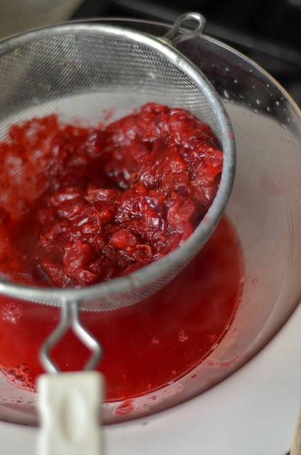 22758848638_f4e3c0828c_z