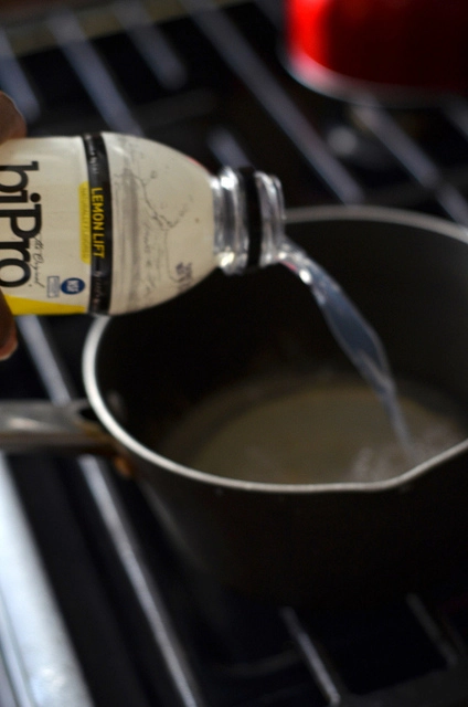 30635847380_51a69c7133_z